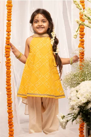 Tiber Taber Girls Yellow Printed Pure Cotton Kurta with Churidar & Dupatta
