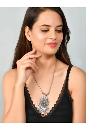 Silvermerc Designs Women Silver-Toned Peacock Feather Oxidized Necklace