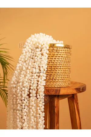 BS AMOR Set Of 6 White Mogra Artificial Garland Flowers