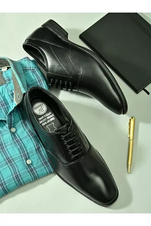 Fentacia Men Black Solid Genuine Leather Formal Oxfords
