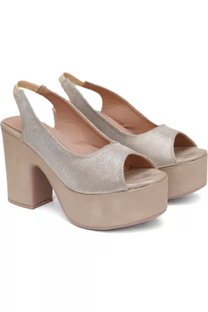 SHUZ TOUCH Women Gold-Toned Block Peep Toes