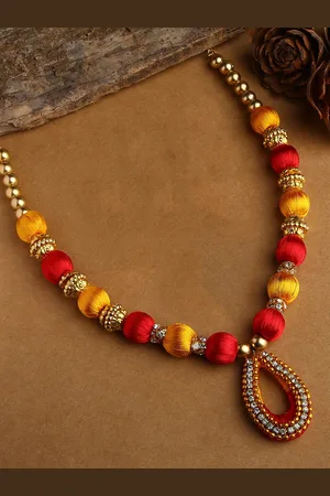 Akshara Clothing Gold-Toned & Red Silk Thread Necklace
