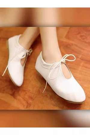 Shoetopia Women White Sneakers