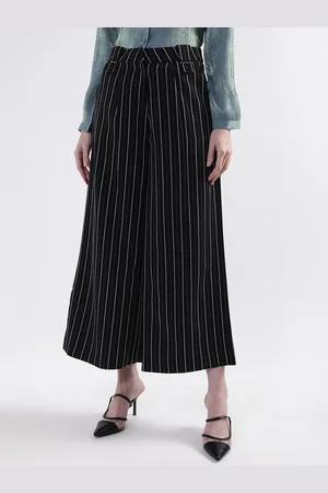 CENTRESTAGE Women Black & White Striped Cropped Culottes