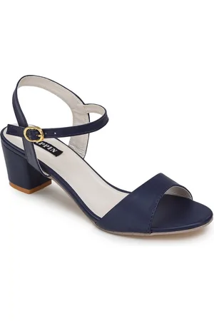 Funku Fashion Woman Block Sandals with Buckles