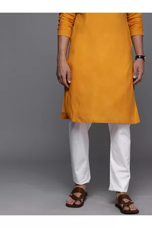 Manyavar Men White Solid Pyjamas