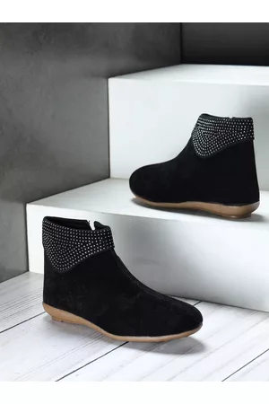 SHEZONE Women Black Textured Flat Boots