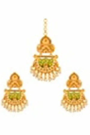 Kord Store Gold-Toned & Plated Kundan-Studded Maangtikka With Earrings Set