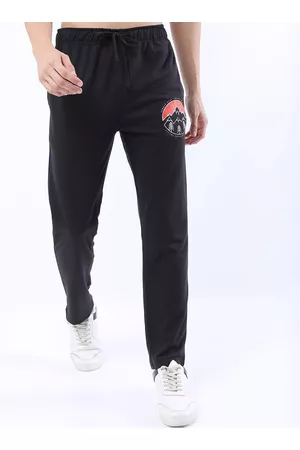 Buy HIGHLANDER Men Grey Slim Fit Cargos - Trousers for Men 8209403 | Myntra