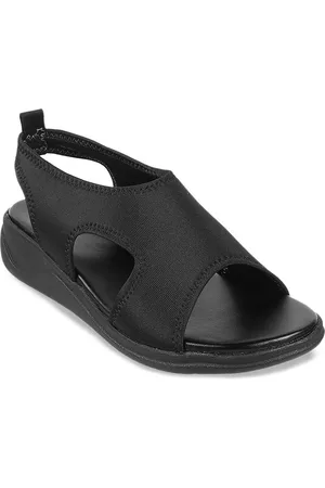 Metro Women Black Fashion Flats