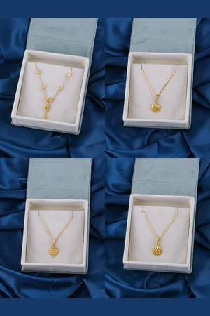 Brandsoon Women Brass Gold-Plated Set of 4 Chain with Pendant