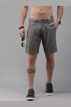 Roadster The Lifestyle Co. Men GreyTextured Chinos Trousers