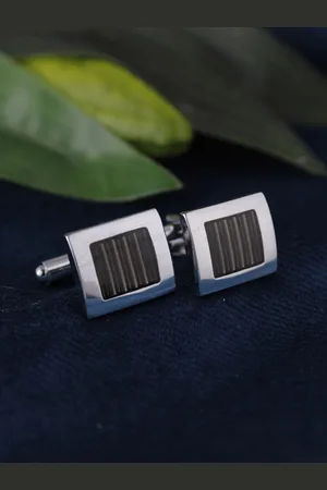 Kavove Men Silver-Toned & Black Square Shape Cufflink
