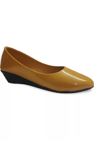 WOMENS BERRY Yellow Colourblocked Wedge Pumps