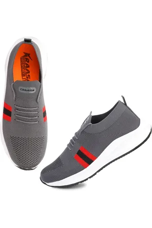 Kraasa Men Grey Textile Running Shoes