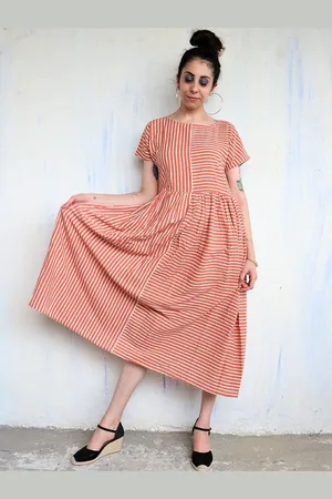 Chidiyaa Women Orange Striped Midi Dress