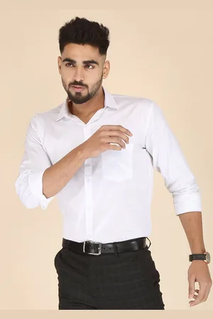FUBAR Men White Solid Cotton Casual Shirt
