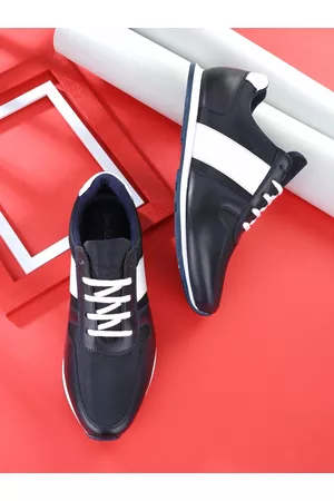 San Frissco Men Blue Colourblocked Lightweight Sneakers