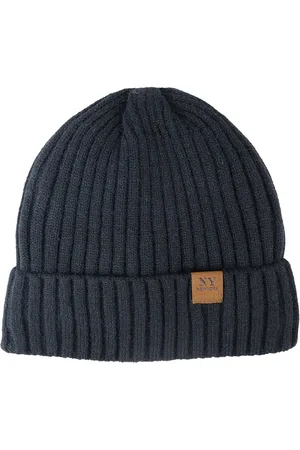 iSWEVEN Unisex Black Beanie Cap