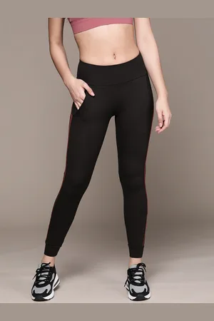 https://images.fashiola.in/product-list/300x450/myntra/98266153/women-solid-sports-leggings-with-printed-detail.webp