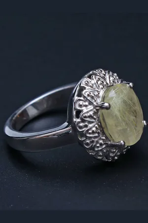 HIFLYER JEWELS Sterling-Silver Rhodium-Plated Yellow Stone-Studded Finger Ring
