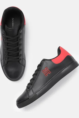 Mast & Harbour Men Black Solid Sneakers