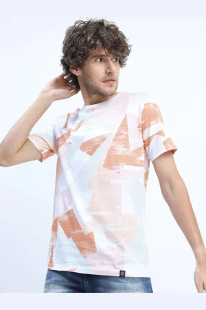 LocoMotive Men White Graphic Printed Raw Edge Slim Fit T-shirt