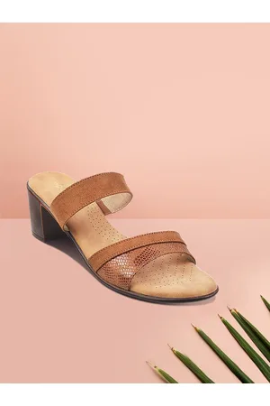 All Things Mochi Brown Women Textured Block Sandals