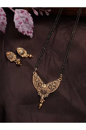 ANIKAS CREATION Women Gold Stone-Studded & Beaded Mangalsutra With Earrings