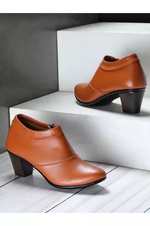 SHEZONE Tan Brown Solid Block Boots