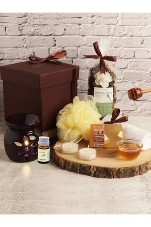 BodyHerbals 7 Pcs Honey & Almond Soap Spa Gift Set