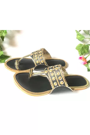 Sole House Women Black & Tan Self Design One Toe Flats