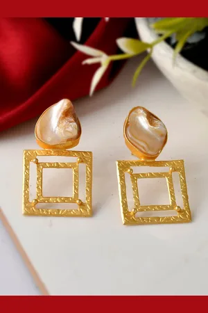 Dastoor Gold-Toned Contemporary Drop Earrings