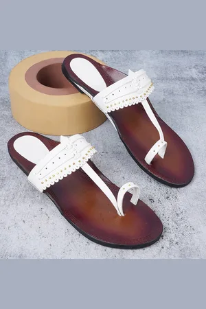 STYLE SHOES Women White Ethnic Laser Cuts Flats