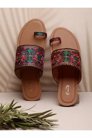 PANAHI Women Red Ethnic One Toe Flats with Embroidered