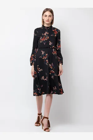 DODO & MOA Women Black Printed Blouson Dress