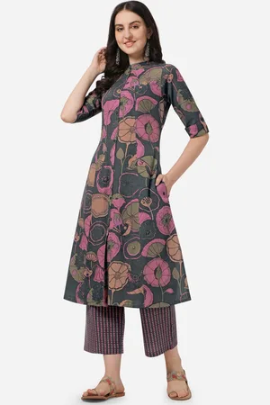 Mirchi Fashion Women Grey Printed High Slit Kurti with Trousers