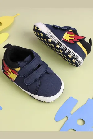 KICKS & CRAWL Boys Navy Blue Colourblocked Sneakers