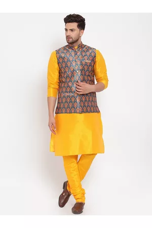 Kraft Men Kurta with Churidar & Printed Nehru Jacket
