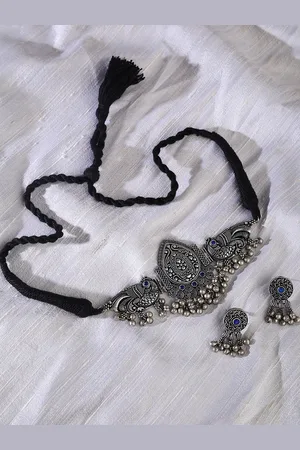 SOHI Women Silver-Toned & Plated Oxidised Ghungroo Stone Choker Set