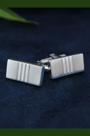 Kavove Men Silver-Toned Rectangle Shape Cufflink
