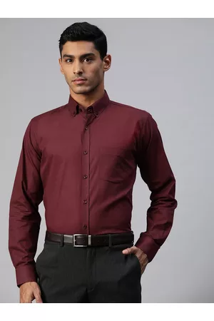 MANQ Men Maroon Solid Smart Formal Shirt