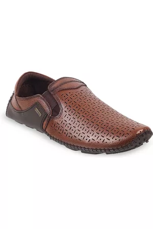 Metro Men Tan Colored Textured Leather Formal Loafers