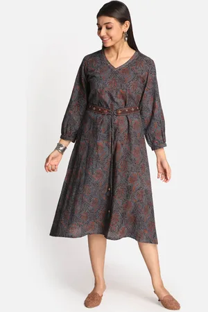 EarthWear Women Grey & Rust Ethnic Motifs Printed Flared Sleeves Kurta