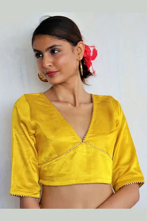 Chidiyaa Women Yellow Solid Silk Saree Blouse