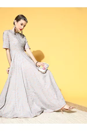 Sangria Women Grey Floral Gown For Days