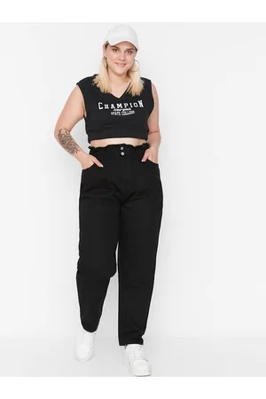Trendyol Women Black Relaxed Fit Cotton Jeans