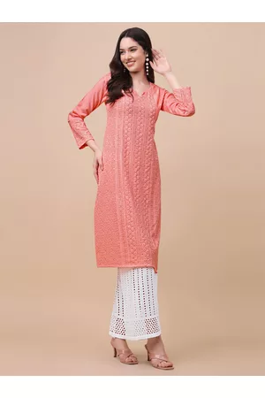 GUFRINA Women Peach-Coloured Floral Embroidered Chikankari Kurta with Palazzos