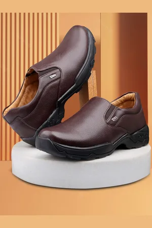 Kraasa Men Brown Solid Formal Shoes