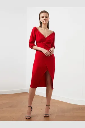 Trendyol Women Red Solid Polyester Tulip Bodycon Dress